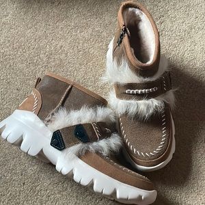Ugg Treadlite Booties